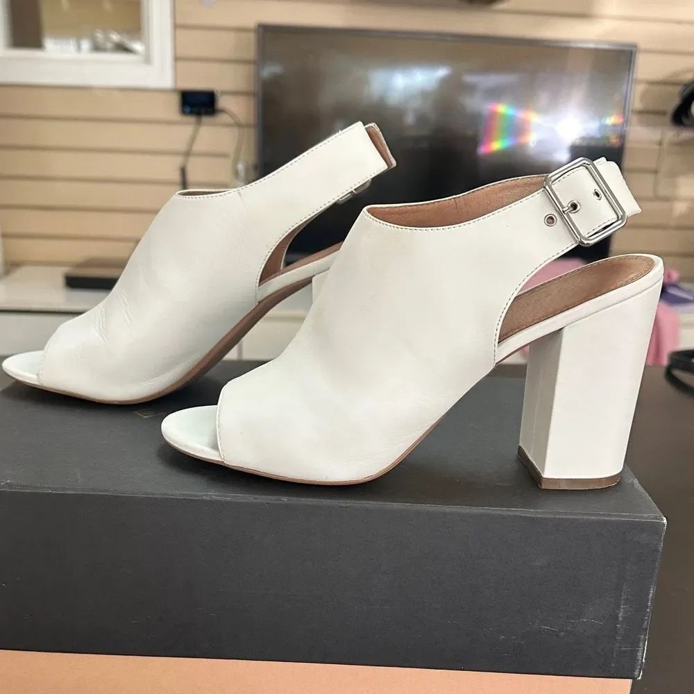 Halogen White Peep-Toe Slingback Block Heel Sandals
